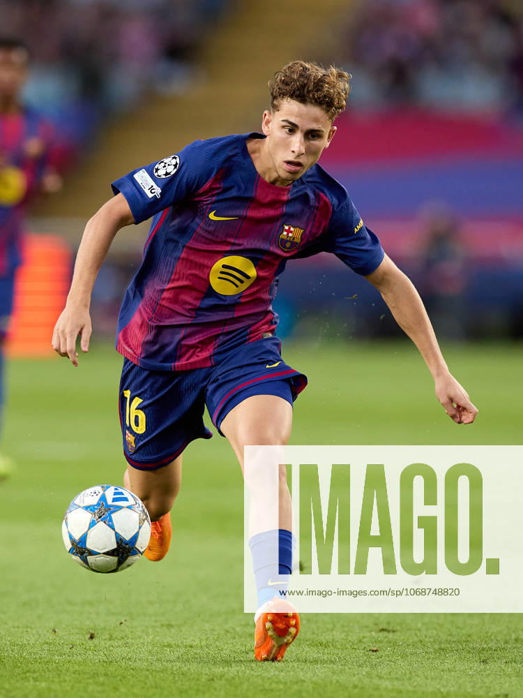Fermin Lopez of FC Barcelona, Barca in action during the UEFA Champions League match between FC Barcelona v Olympiakos Piraeus at the Lluis Companys Olympic Stadium on October 21, 2025 in Barcelona Spain. Barcelona Spain - ZUMAr232 20251021_zsp_r232_049