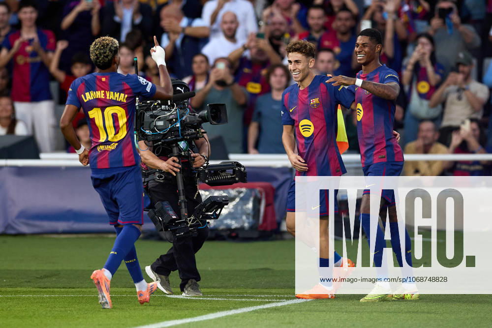 Fermin Lopez of FC Barcelona, Barca celebrates a goal during the UEFA Champions League match between FC Barcelona v Olympiakos Piraeus at the Lluis Companys Olympic Stadium on October 21, 2025 in Barcelona Spain. Barcelona Spain - ZUMAr232 20251021_zsp_r232_054