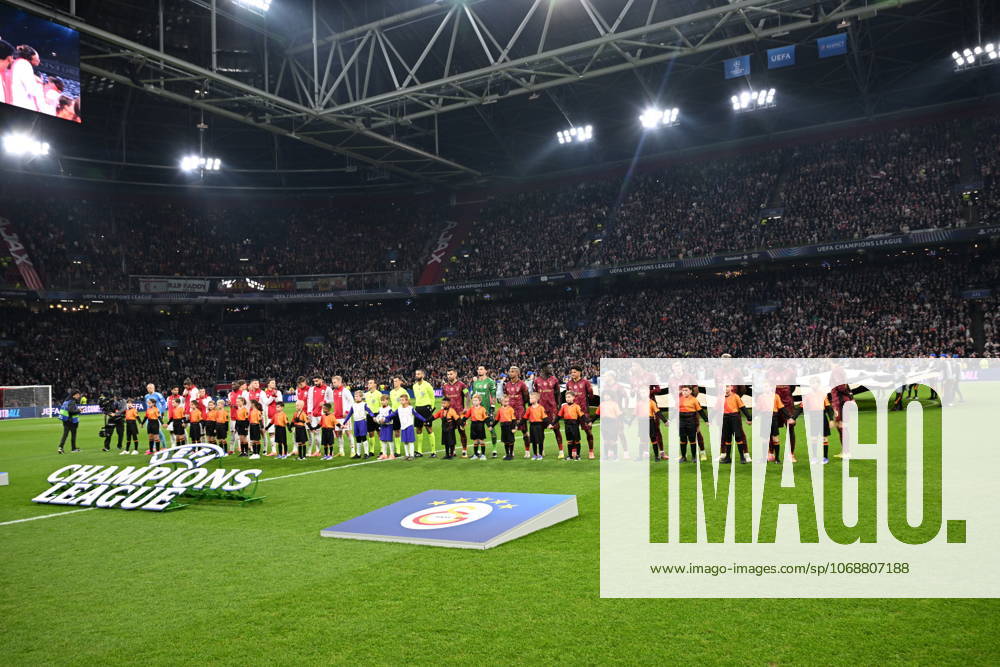 Ajax v Galatasaray - UEFA Champions League AMSTERDAM, NETHERLANDS - NOVEMBER 05: Players line up for the national anthems ahead of the UEFA Champions League 2025 26 League Phase MD4 football match between Ajax and Galatasaray at Johan Cruijff Arena in Amsterdam, Netherlands on November 05, 2025. Halil Sagirkaya Anadolu Amsterdam Netherlands. Editorial use only. Please get in touch for any other usage.