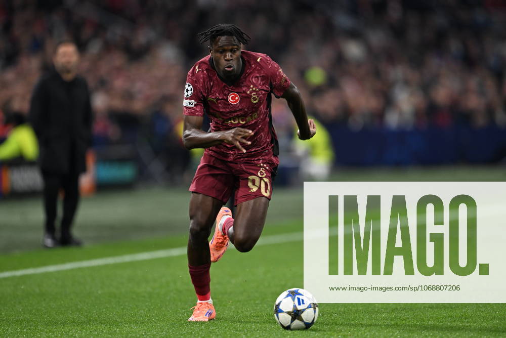 Ajax v Galatasaray - UEFA Champions League AMSTERDAM, NETHERLANDS - NOVEMBER 05: Wilfried Singo (90) of Galatasaray in action during the UEFA Champions League 2025 26 League Phase MD4 football match between Ajax and Galatasaray at Johan Cruijff Arena in Amsterdam, Netherlands on November 05, 2025. Halil Sagirkaya Anadolu Amsterdam Netherlands. Editorial use only. Please get in touch for any other usage.