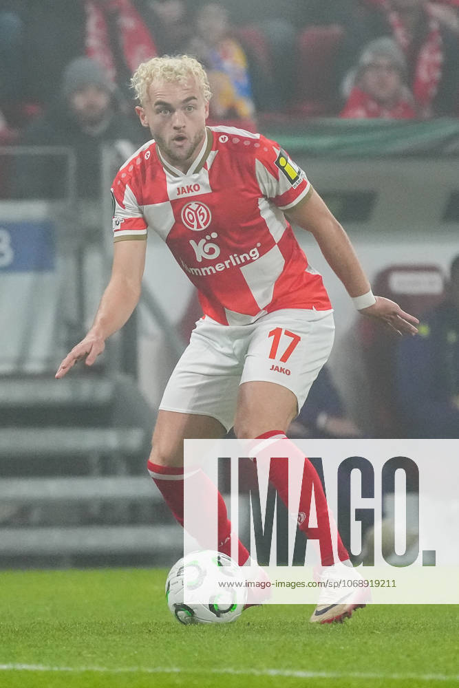 Benedict Hollerbach 1 FSV Mainz 05, 17 06 11 2025 1 FSV Mainz 05 vs AC Florence MEWA Arena, Europa Conference League