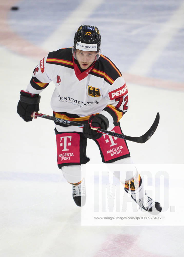 Dominik Kahun of Germany at the match GERMANY - LATVIA 4-1 DEB Ice hockey, Eishockey DEUTSCHLAND CUP in Landshut, Germany, November 6, 2025, Season 2025 2026.