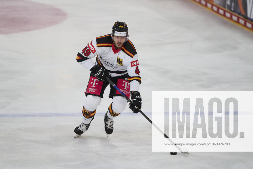 Lukas Kälble, Kaelble of Germany at the match GERMANY - LATVIA 4-1 DEB Ice hockey, Eishockey DEUTSCHLAND CUP in Landshut, Germany, November 6, 2025, Season 2025 2026.