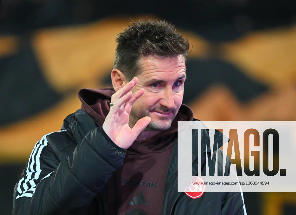 Coach Miroslav Klose Nuremberg , 07 11 2025, Soccer, GER, Season 2025 2026, 2 Bundesliga, Zweite Liga, 12 Matchday, Rudolf Harbig Stadion Dresden, SG Dynamo Dresden 1 FC Nürnberg, DFB AND DFL REGULATIONS PROHIBIT ANY USE OF PHOTOGRAPHS as IMAGE SEQUENCES and or QUASI VIDEO,