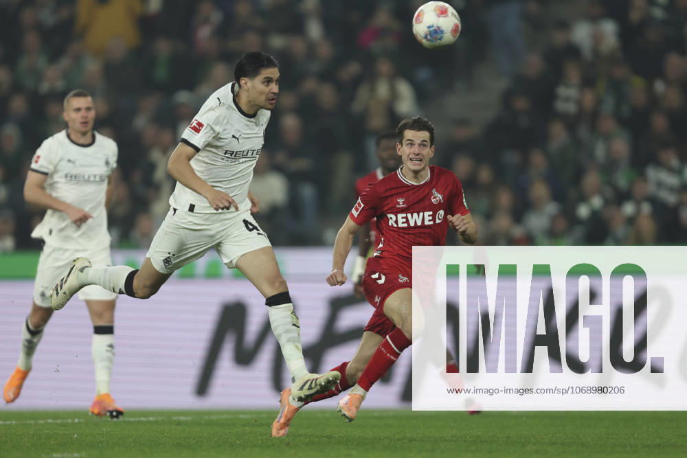 Kevin Diks (Borussia Mönchengladbach) und Jakub Kaminski (1. FC Koeln) im Zweikampf waehrend des spiels der Bundesliga zwischen Borussia Mönchengladbach und 1. FC Köln, Stadion im Borussia-Park am 08. November 2025 in Mönchengladbach, Deutschland. (Foto von Oliver Kaelke DeFodi Images) +++ Kevin Diks (Borussia Mönchengladbach) und Jakub Kaminski (1. FC Koeln) battle for the ball during the Bundesliga match between Borussia Mönchengladbach and 1. FC Köln at Stadion im Borussia-Park on November 8, 2025 in Mönchengladbach, Germany. (Photo by Oliver Kaelke DeFodi Images) DFL regulations prohibit any use of photographs as image sequences and or quasi-video. (Photo by Oliver Kaelke DeFodi Images) Kevin Diks Borussia Mönchengladbach and Jakub Kaminski 1 FC Koeln in a duel during the Bundesliga match between Borussia Mönchengladbach and 1 FC Köln, Stadion im Borussia Park on November 08, 2025 in Mönchengladbach, Germany, Germany Photo by Oliver Kaelke DeFodi Images Kevin Diks Borussia Mönchengladbach and Jakub Kaminski 1 FC Koeln battle for the ball during the Bundesliga match between Borussia Mönchengladbach and 1 FC Köln at Stadion im Borussia Park on November 8, 2025 in Mönchengladbach, Germany Photo by Oliver Kaelke DeFodi Images DFL regulations prohibit any use of photographs as image sequences and or quasi video Photo by Oliver Kaelke DeFodi Images