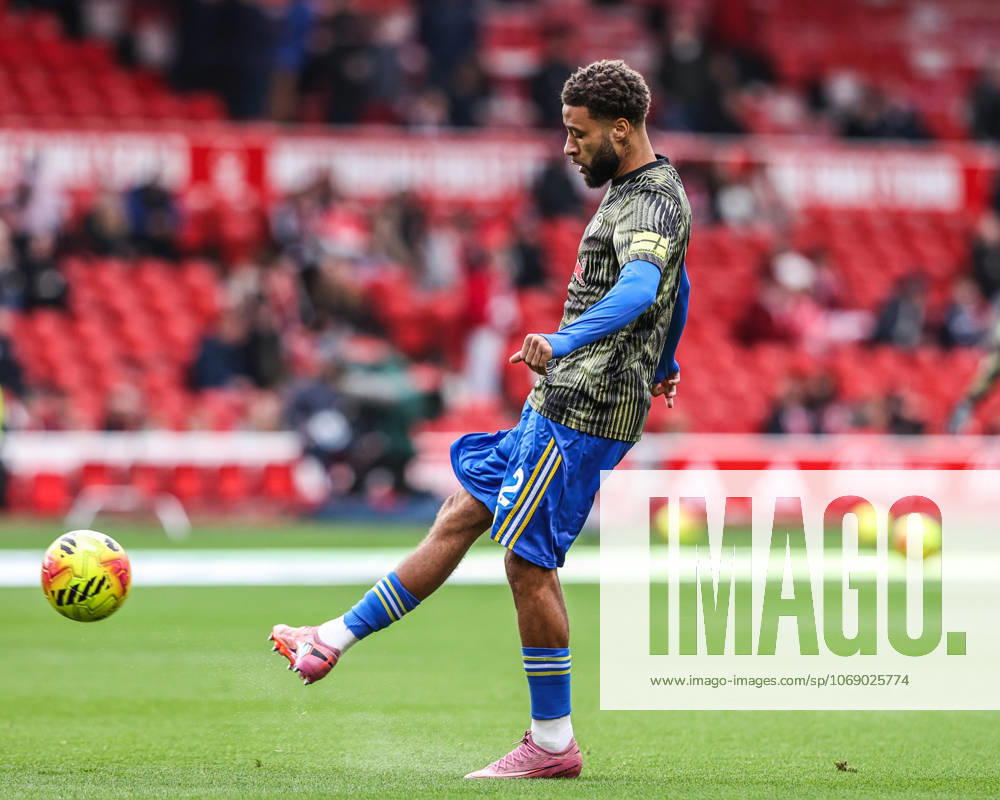 Premier League Nottingham Forest v Leeds United Jayden Bogle of Leeds United in the pregame warmup session during the Premier League match Nottingham Forest vs Leeds United at City Ground, Nottingham, United Kingdom, 9th November 2025 (Photo by Alfie Cosgrove News Images) Nottingham City Ground Nottinghamshire United Kingdom