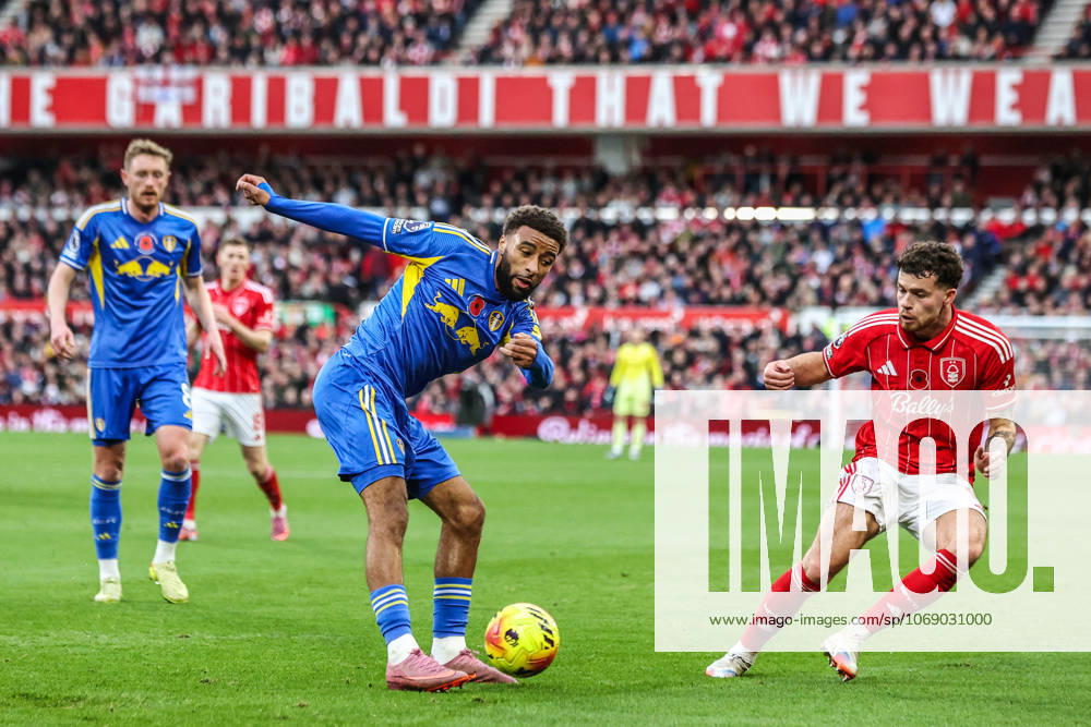 Premier League Nottingham Forest v Leeds United Jayden Bogle of Leeds United clears the ball during the Premier League match Nottingham Forest vs Leeds United at City Ground, Nottingham, United Kingdom, 9th November 2025 (Photo by Alfie Cosgrove News Images) Nottingham City Ground Nottinghamshire United Kingdom