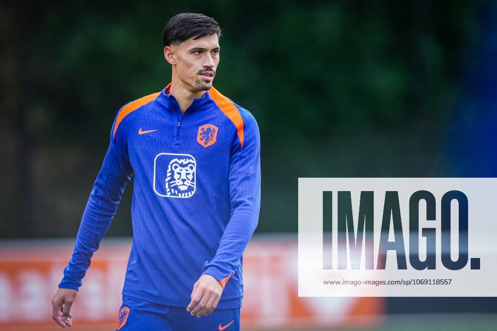 , KNVB Campus , season 2025 2026 , Dutch International football , Training session Netherlands , picture shows Netherlands player Tijjani Reijnders Training session Netherlands 11-11-2025 x31985917x