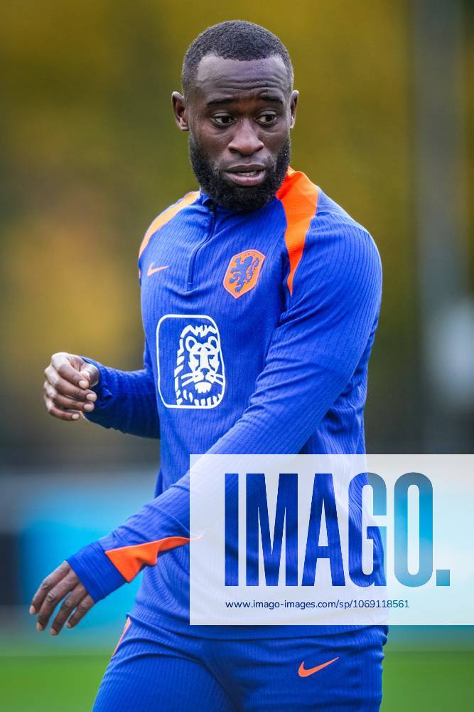 , KNVB Campus , season 2025 2026 , Dutch International football , Training session Netherlands , picture shows Netherlands player Lutsharel Geertruida Training session Netherlands 11-11-2025 x31985920x