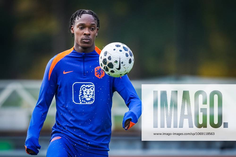 , KNVB Campus , season 2025 2026 , Dutch International football , Training session Netherlands , picture shows Netherlands player Emanuel Emegha Training session Netherlands 11-11-2025 x31985922x