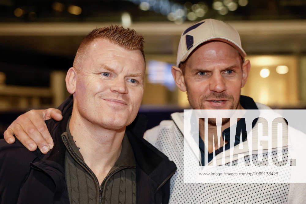 Preview of the documentary film Klaebo Oslo 20251112 John Arne Riise and Olaf Tufte on the red carpet before the preview of the documentary film about Johannes Hosflot Klaebo, at the Colosseum cinema in Oslo Photo Jonas Been Henriksen NTB Oslo Norway RESTRICTED USE FOR BETTING COMPANIES