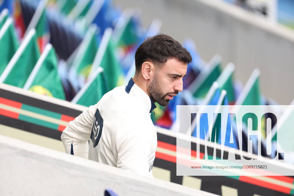 Bruno Fernandes ( Portugal national team, Nationalteam ) during the training ahead of the match between Portugal and Armenia, valid for qualification for the World Cup 2026 at Estadio do Drag‹o on 15 November 2026 Porto Estadio do Dragao Porto Portugal