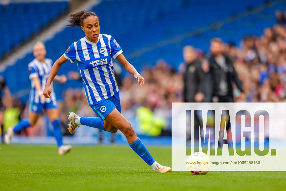 Maelys Mpome (5 Brighton & Hove Albion) during the Barclays Womens Super League match between Brighton & Hove Albion Women and Leicester City Women, at AmEx Stadium, Falmer, England. (Neil Holmes SPP)