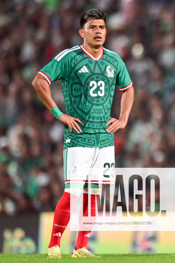 MEXICO VS URUGUAY - PARTIDO AMISTOSO - 15 DE NOVIEMBRE 2025 TORREON COAHUILA, MEXICO. NOVEMBER 15th: Jesus Gallardo 23 of Mexico during the Friendly match between Mexico and Uruguay, held at the TSM Corona stadium, in Torreon Coahuila,Mexico. (PHOTO BY KIKE TERRAZAS STRAFFONIMAGES IMAGO MANDATORY CREDIT EDITORIAL USE
