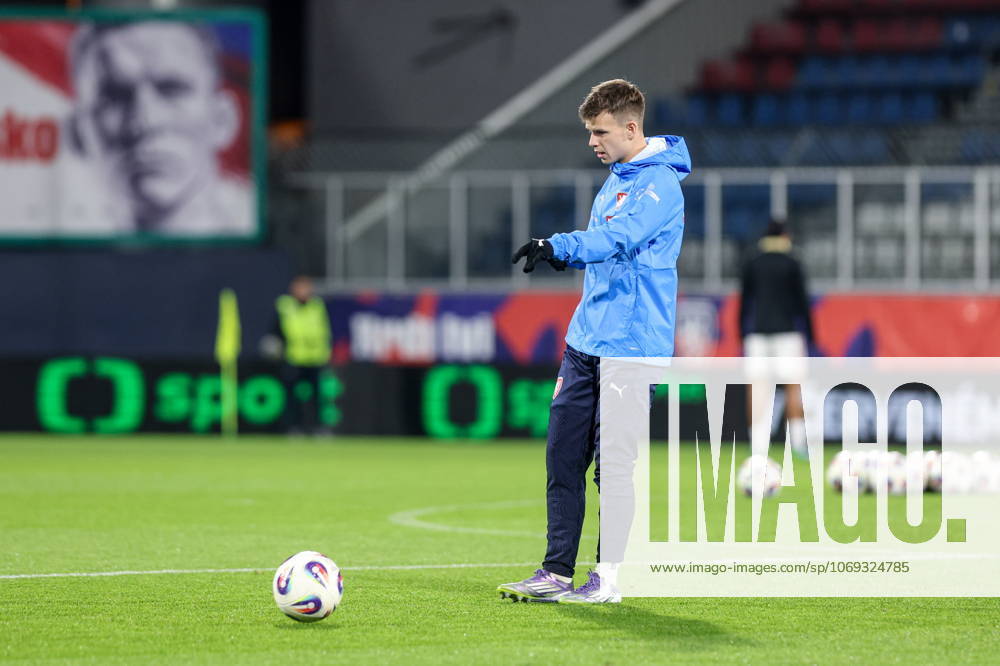 Olomouc Pilka nozna Eliminacje Mistrzostw Swiata 2026 mecz 8 : Czechy - Gibraltar - Football 2026 FIFA World Cup, WM, Weltmeisterschaft, Fussball qualifiers round Match 8 : Czech Republic - Gibraltar Nz. Patrik Hellebrand Fot. Michal Chwieduk Arena Akcji NEWSPIX.PL --- newspix.pl