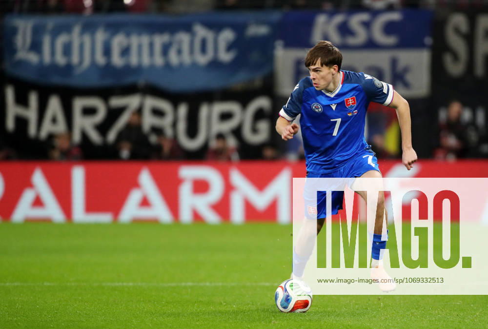 GER, World Cup Qualification, Germany Slovakia 17 11 2025, Leipzig, Red Bull Arena, GER, Season 2025, Laenderspiel, WM Qualifikation Europa, Gruppenphase, 6 Spieltag, Gruppe A Germany Slovakia im Bild Leo Sauer Slovakia DFL regulations prohibit any use of photographs as image sequences and or quasi video