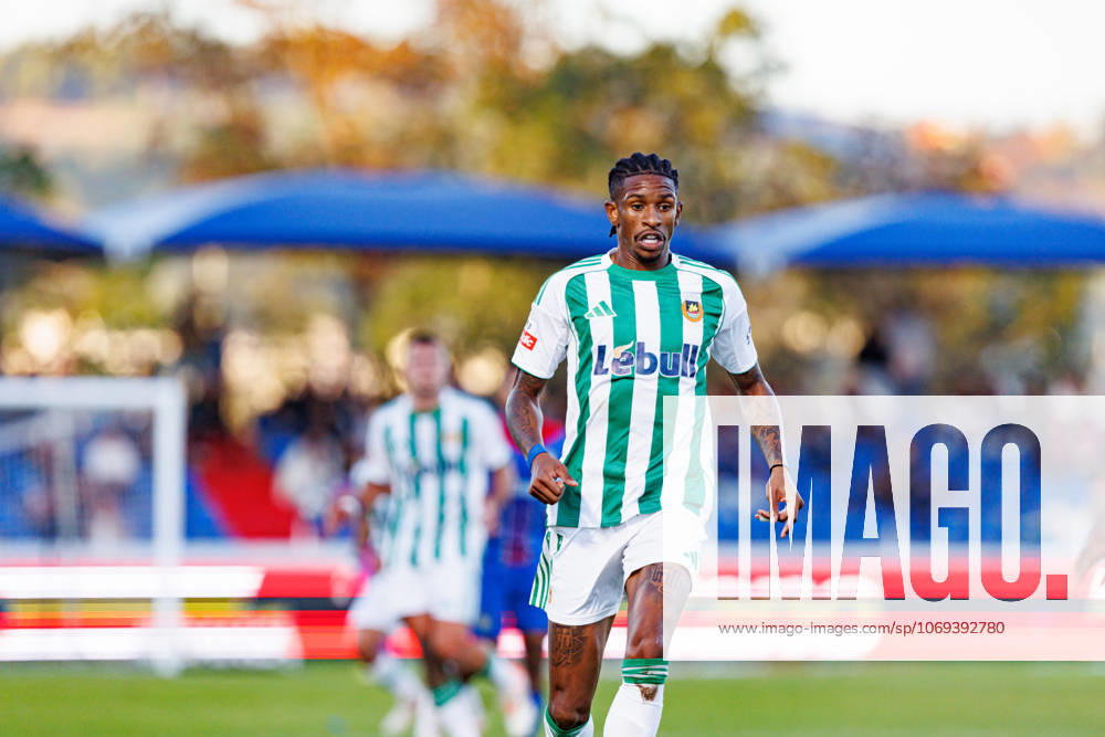 Andre Luiz seen during Liga Portugal game between teams of FC Alverca and Rio Ave FC (Maciej Rogowski Ball Raw Images) Alverca Complexo Desportivo Alverca Portugal