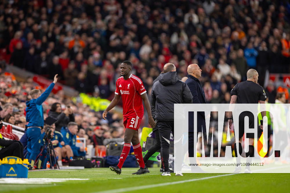 Football - FA Premier League - Liverpool FC v Nottingham Forest FC LIVERPOOL, ENGLAND - Saturday, November 22, 2025: Liverpool s Ibrahim Konatà is substituted off during the FA Premier League match between Liverpool FC and Nottingham Forest FC at Anfield. (Photo by David Rawcliffe Propaganda) LIVERPOOL Anfield MERSEYSIDE ENGLAND