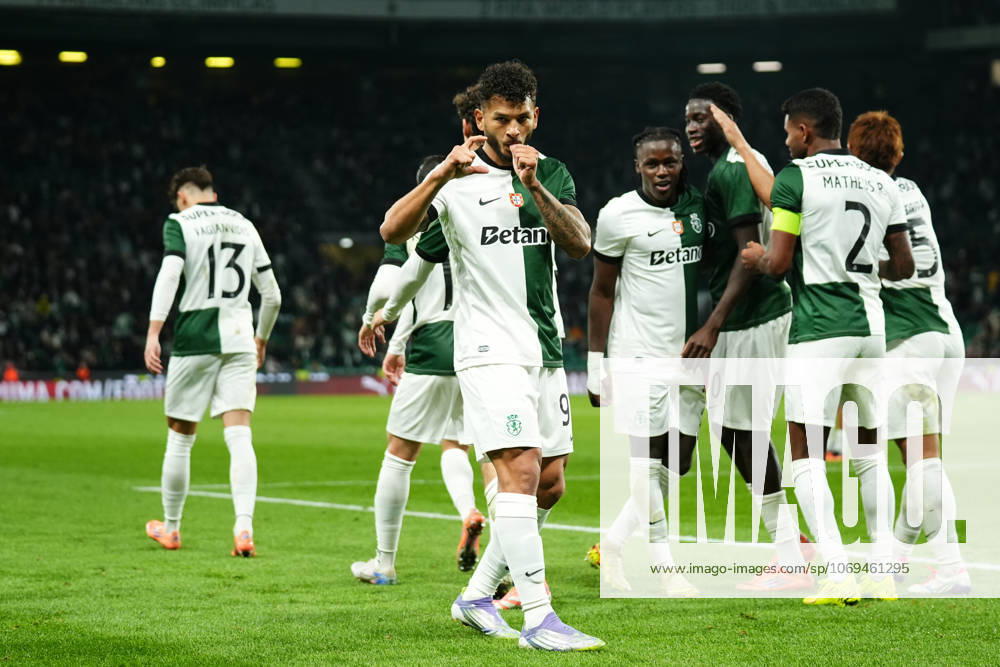 Taca de Portugal - Sporting CP v AC Marinhense (Foto: Joao Alvarinhas Avant Sports) Luis Suarez do Sporting CP celebra um golo durante a partida entre o Sporting CP e o AC Marinhense, a contar para a Taca de Portugal no Estadio Jose Alvalade - Novembro 22, 2025 - Lisboa, Portugal. (Foto: Joao Alvarinhas Avant Sports) Lisboa Estadio Jose Alvalade Portugal