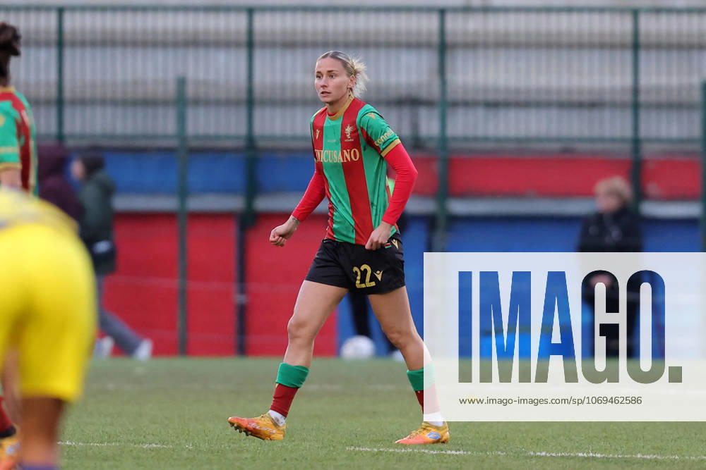CALCIO - Serie A Femminile - Ternana Women vs Parma Calcio Erzen Kaja (Ternana) during Italian women s series A, match Ternana Women vs Parma Calcio 22 November 2025 at the Moreno Gubbiotti stadiumin Narni Italy (Photo by Luca Marchetti LiveMedia) during Ternana Women vs Parma Calcio, Italian football Serie A Women match in Narni (TR), Italy, November 22 2025 Narni (TR) Italy