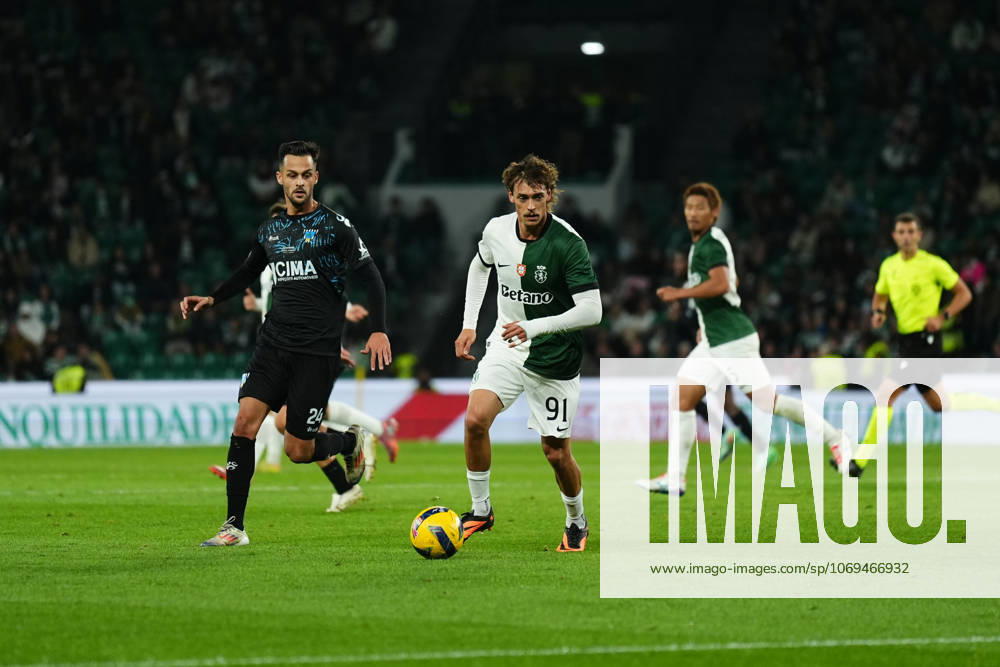 Taca de Portugal - Sporting CP v AC Marinhense (Foto: Joao Alvarinhas Avant Sports) Ricardo Mangas do Sporting CP durante a partida entre o Sporting CP e o AC Marinhense, a contar para a Taca de Portugal no Estadio Jose Alvalade - Novembro 22, 2025 - Lisboa, Portugal. (Foto: Joao Alvarinhas Avant Sports) Lisboa Estadio Jose Alvalade Portugal