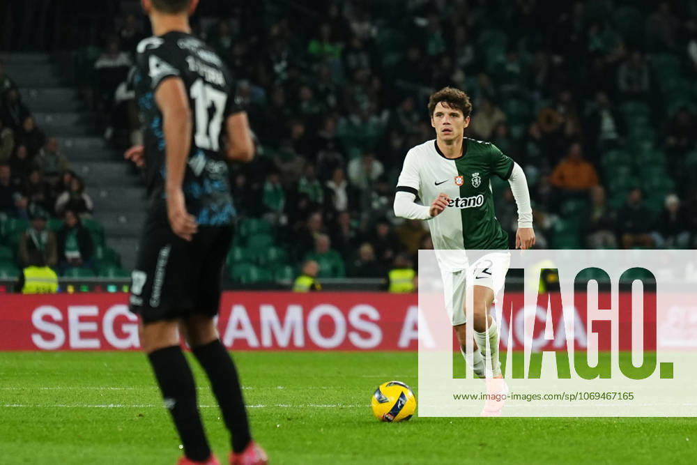 Taca de Portugal - Sporting CP v AC Marinhense (Foto: Joao Alvarinhas Avant Sports) Eduardo Quaresma do Sporting CP durante a partida entre o Sporting CP e o AC Marinhense, a contar para a Taca de Portugal no Estadio Jose Alvalade - Novembro 22, 2025 - Lisboa, Portugal. (Foto: Joao Alvarinhas Avant Sports) Lisboa Estadio Jose Alvalade Portugal