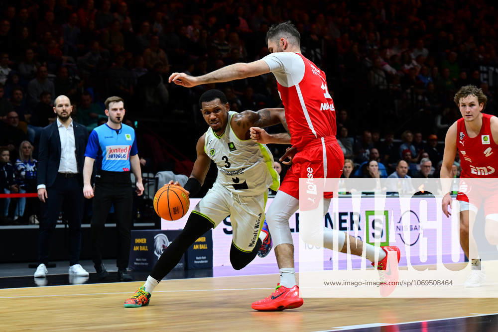 Basketball Season 2025 2026 2 Bundesliga Pro A 10 Matchday Nuremberg Falcons Basketball Club NBC BBC Bayreuth AlSch Rayshawn Mart 3, BBC Bayreuth Julius Wolf 16, Nuremberg Falcons BC NBC