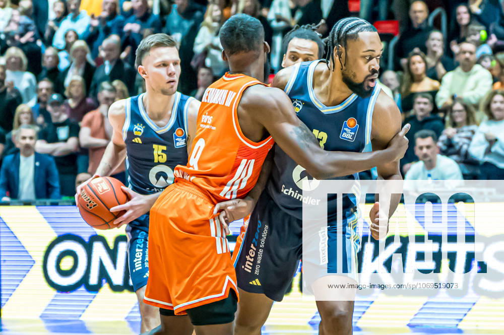 Chemnitz, Germany 23 November 2025 1 BBL 2025 2026 Niners Chemnitz vs Alba Berlin In the picture