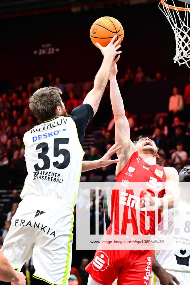 Basketball Season 2025 2026 2 Bundesliga Pro A 10 Matchday Nuremberg Falcons Basketball Club NBC BBC Bayreuth AlSch Artem Kovalov 35, BBC Bayreuth Vincent John Friederici 30, Nuremberg Falcons BC NBC