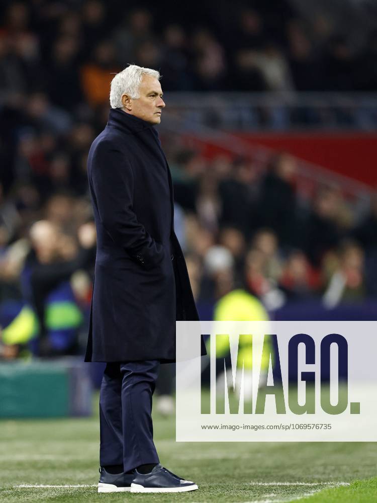 AMSTERDAM - SL Benfica coach Jose Mourinho during the Champions League match between AFC Ajax and SL Benfica at the Johan Cruijff ArenA on November 25, 2025, in Amsterdam, Netherlands. ANP HOLLANDSE HOOGTE MAURICE VAN STEEN UEFA Champions League Matchday 5 2025-2026 ANPxSportx xMauricexvanxSteenxIVx 543051857 originalFilename: 543051857