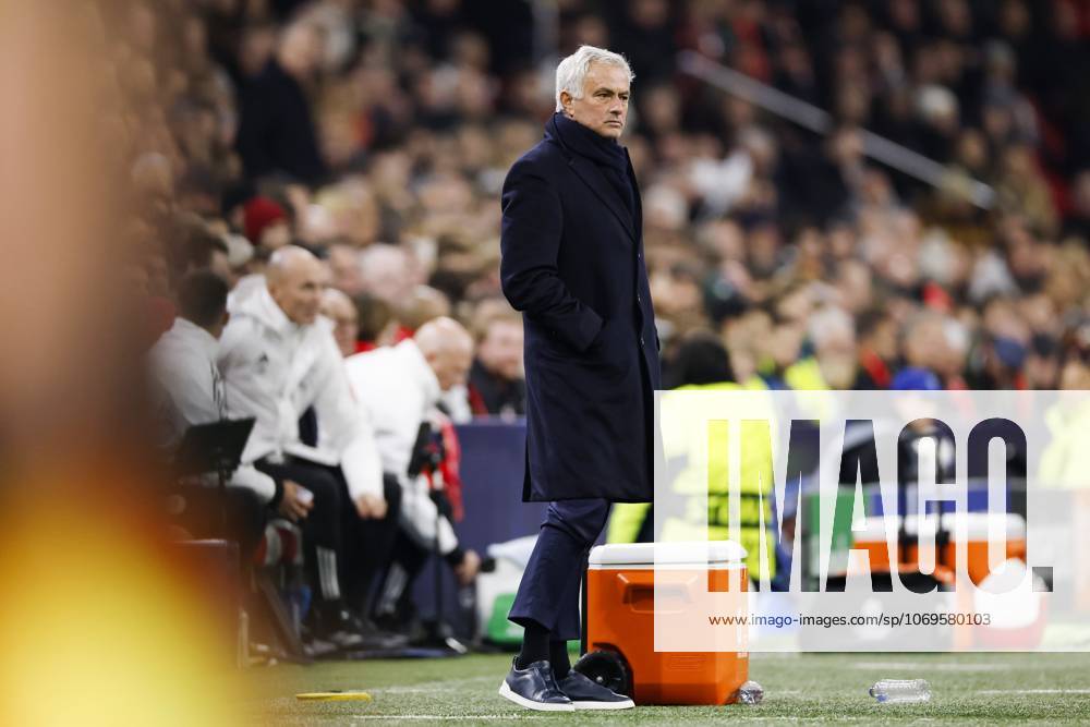 AMSTERDAM - SL Benfica coach Jose Mourinho during the Champions League match between AFC Ajax and SL Benfica at the Johan Cruijff ArenA on November 25, 2025, in Amsterdam, Netherlands. ANP HOLLANDSE HOOGTE MAURICE VAN STEEN UEFA Champions League Matchday 5 2025-2026 ANPxSportx xMauricexvanxSteenxIVx 543058942 originalFilename: 543058942