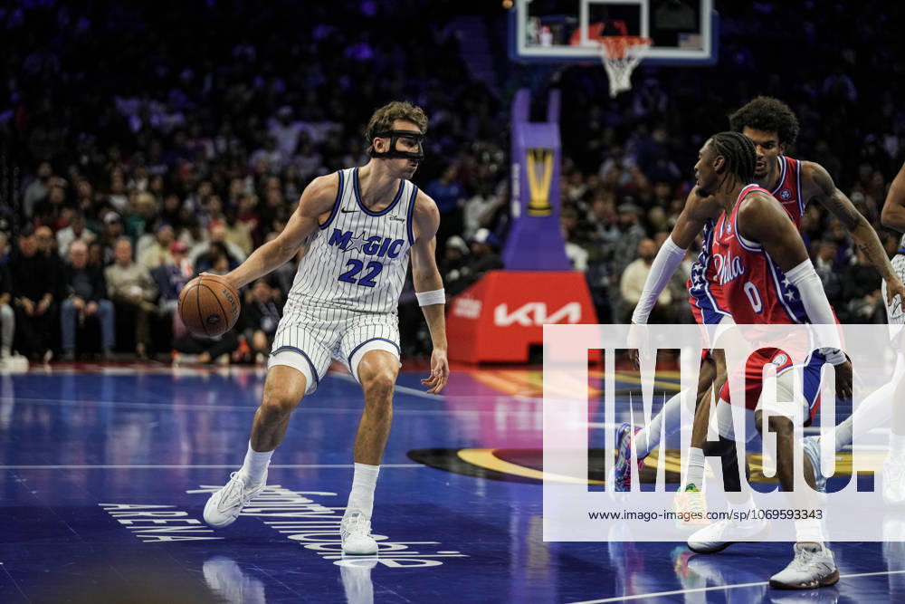 Philadelphia 76ers v Orlando Magic PHILADELPHIA, UNITED STATES - NOVEMBER 25: Franz Wagner of Orlando Magic in action during the 2025-26 Emirates NBA, Basketball Herren, USA Cup game between the Orlando Magic and Philadelphia 76ers at Xfinity Mobile Arena on November 25, 2025 in Philadelphia, United States. Wolfgang Schwan Anadolu Philadelphia United States. Editorial use only. Please get in touch for any other usage.