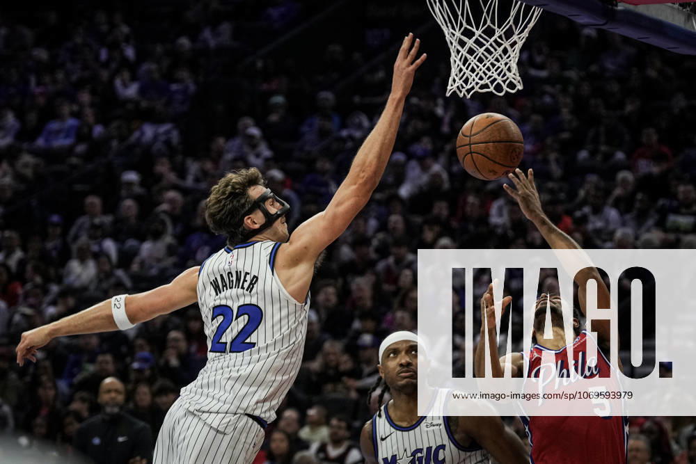 Philadelphia 76ers v Orlando Magic PHILADELPHIA, UNITED STATES - NOVEMBER 25: Franz Wagner of Orlando Magic in action during the 2025-26 Emirates NBA, Basketball Herren, USA Cup game between the Orlando Magic and Philadelphia 76ers at Xfinity Mobile Arena on November 25, 2025 in Philadelphia, United States. Wolfgang Schwan Anadolu Philadelphia United States. Editorial use only. Please get in touch for any other usage.
