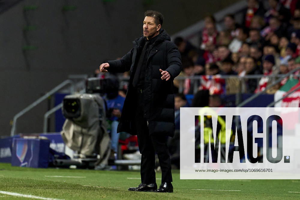 Cristian Chivu head coach of FC Internazionale Milano during the UEFA Champions League match between Atletico de Madrid and FC Internazionale Milano on November 26, 2025. - 26 11 2025 - Spain Madrid Madrid - LGMx Pictorium LePictorium_0319983