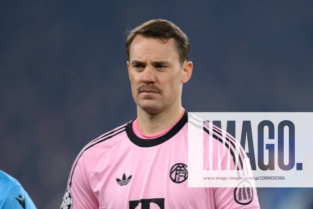 Arsenal v Bayern Munich Champions League 26 11 2025. Bayern Munich goalkeeper Manuel Neuer (1) during the Champions League match between Arsenal and Bayern Munich at the Emirates Stadium, London, England on 26 November 2025. London Emirates Stadium Greater London England Editorial use only ,