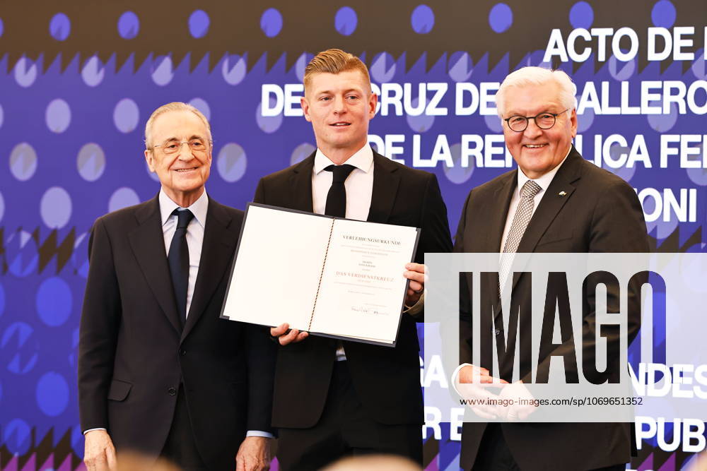 (L-R) Florentino Perez, Toni Kroos (Real), Frank-Walter Steinmeier (GER), NOVEMBER 27, 2025 - Football Soccer : Toni Kroos receiving the Order of Merit of the Federal Republic of Germany at the Estadio Santiago Bernabeu in Madrid, Spain. Noxthirdxpartyxsales aflo_311748854