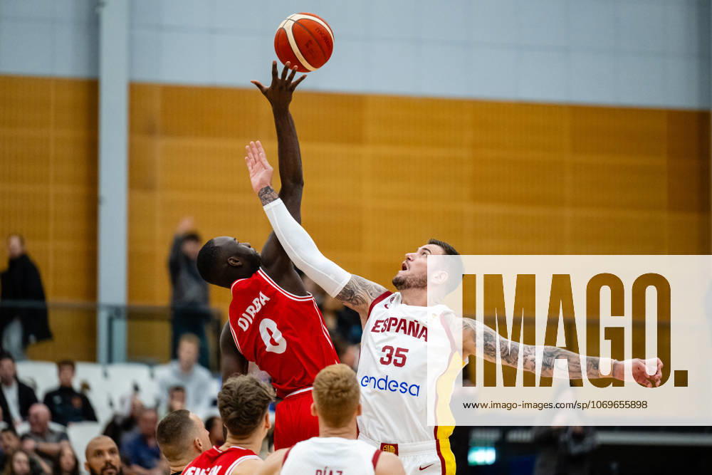 Denmark v Spain, FIBA World Cup 2027 European Qualifiers, Farum, Denmark Farum, Denmark. 27th, November 2025. Bakary Dibba (0) of Denmark and Fran Guerra (35) of Spain seen during the FIBA World Cup 2027 European qualifier between Denmark and Spain at Farum Arena in Farum.