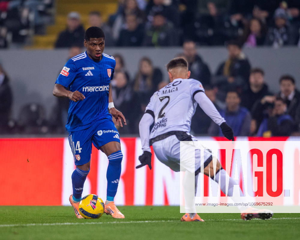 GUIMARAES, PORTUGAL - NOVEMBER 28: OSCAR PEREA from AFS seen on action during the Liga Portugal Betclic match between Vitoria SC and AFS at Estadio Dom Afonso Henriques on November 28, 2025 in Guimaraes, Portugal. Guimaraes Portugal - ZUMAl192 20251128_zsp_l192_011
