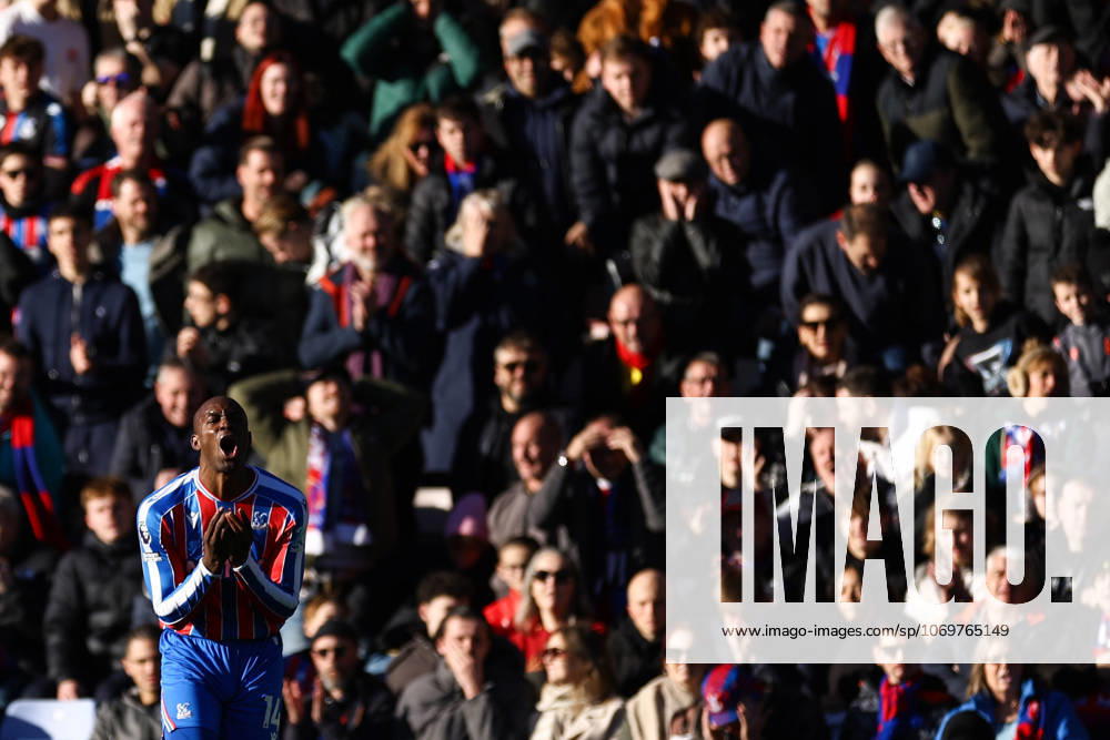 Crystal Palace gegen Manchester United 30. November 2025, London Premier League Fußball Crystal Palace gegen Manchester United Jean Philippe Mateta von Crystal Palace reagiert Foto Jacques Feeney Abseits London UK