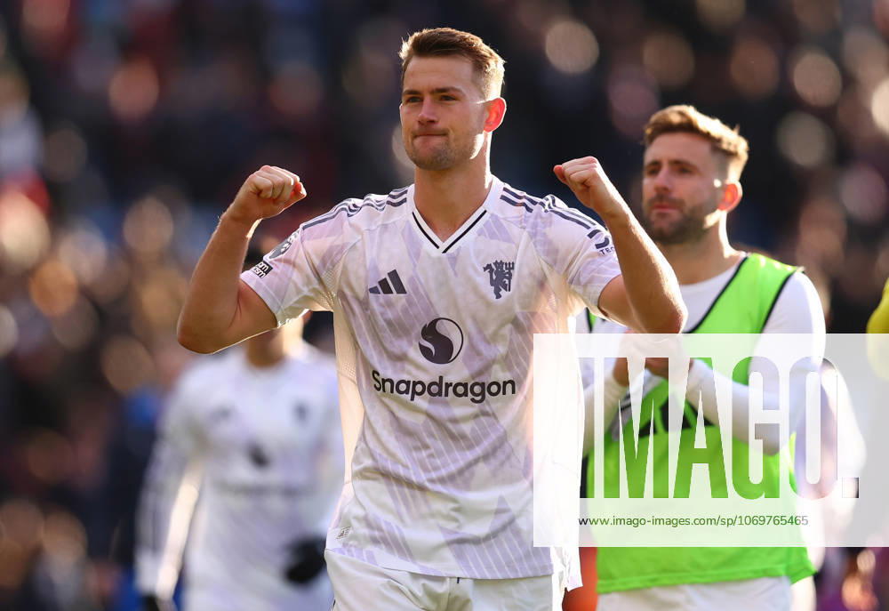 London, England, 30th November 2025. Matthijs de Ligt of Manchester United, ManU celebrates after the Crystal Palace vs Manchester United Premier League match at Selhurst Park, London. Picture credit should read: Paul Terry Sportimage . SPI_047_PT_Crystal_Palace_Man_Utd SPI-4335-0047