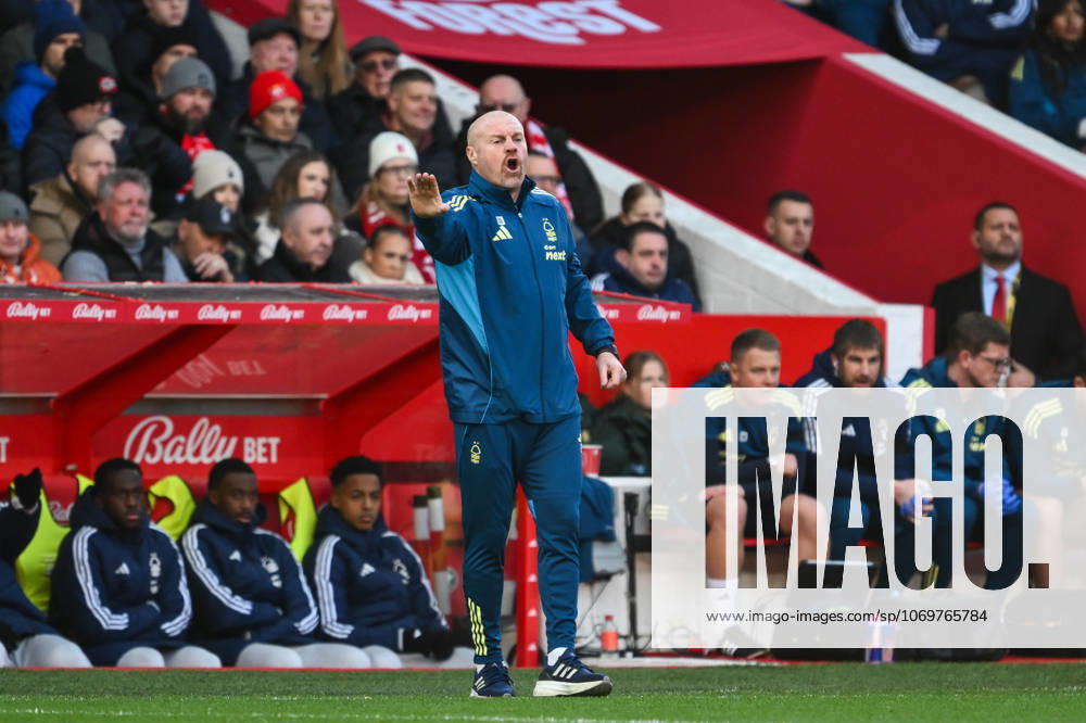 Nottingham, England, 30th November 2025. Sean Dyche, Nottingham Forest head coach gives his team instructions during the Nottingham Forest vs Brighton and Hove Albion Premier League match at the City Ground, Nottingham. Picture credit should read: Craig Thomas Sportimage . SPI_031_CT_Nottingham_Forest_vs_Brighton_and_Hove_Albion SPI-4337-0042