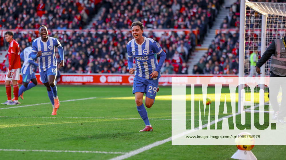Nottingham Forest v Brighton and Hove Albion Premier League 30 11 2025. Brighton & Hove Albion defender Maxim De Cuyper (29) scores a goal and celebrates to make the score 0-1 during the Premier League match between Nottingham Forest and Brighton and Hove Albion at the City Ground, Nottingham, England on 30 November 2025. Editorial use only DataCo restrictions apply See www.football-dataco.com ,