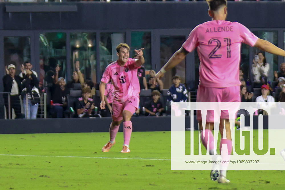 FT. LAUDERDALE, FL - NOVEMBER 29: Inter Miami forward Mateo Silvetti (24) celebrates his goal in the second half during a MLS, Fussball Herren, USA Cup Playoffs match between Inter Miami CF and New York City FC at Chase Stadium on November 29, 2025 in Fort Lauderdale, Florida. (Photo by Chris Arjoon Icon Sportswire) SOCCER: NOV 29 MLS Cup Playoffs Inter Miami CF vs NYC FC Icon25112900152