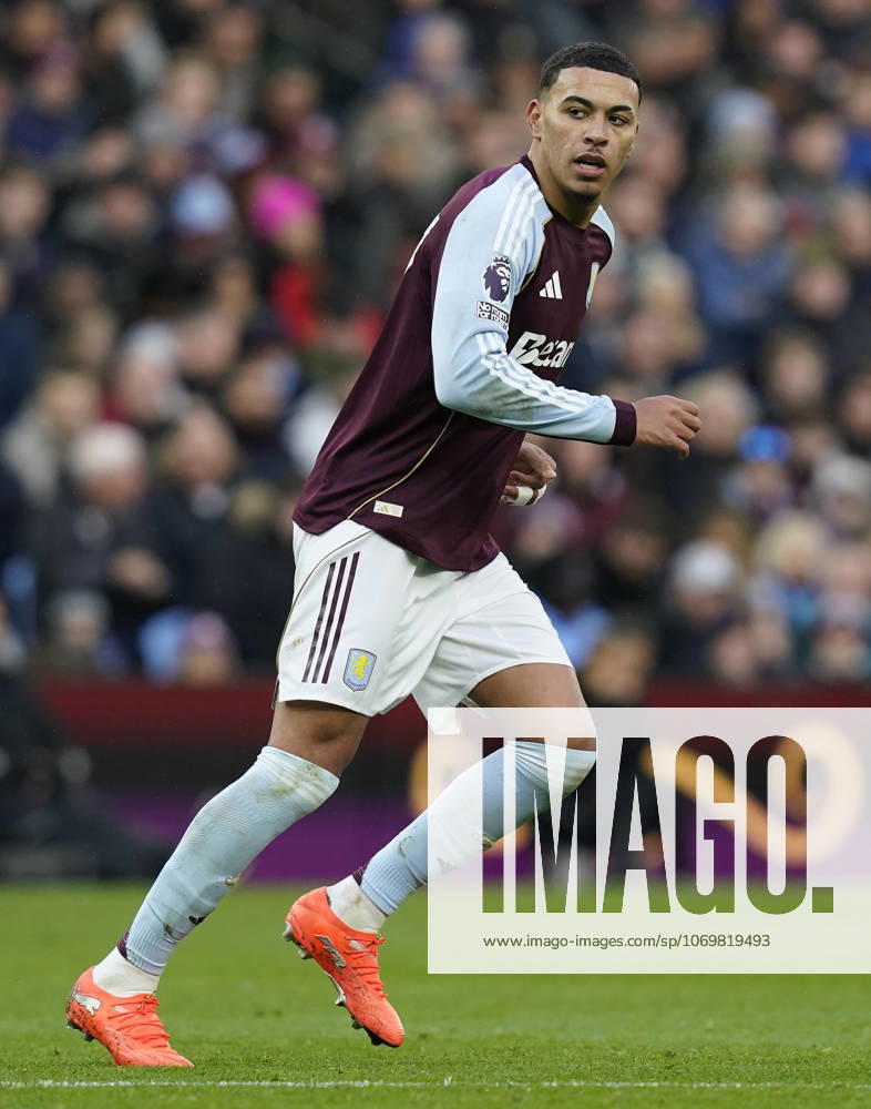 Birmingham, England, 30th November 2025. Morgan Rogers of Aston Villa during the Aston Villa vs Wolverhampton Wanderers Premier League match at Villa Park, Birmingham. Picture credit should read: Andrew Yates Sportimage . SPI_061_AY_Villa_Wolves SPI-4336-0056