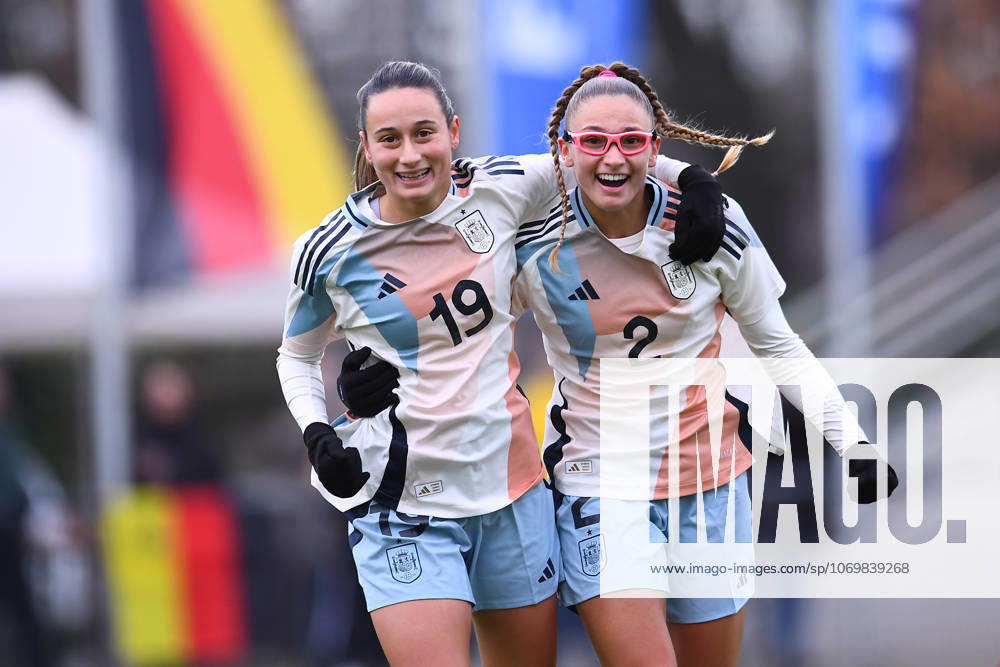 Soccer European Championship Qualification U19 Juniors Germany Spain on 02 12 2025 at the Sportschule Wedau in Duisburg Goal celebration to 0 2 by Noa Jimenez Spain , right Alba Cerrato Spain , left DFB regulations prohibit any use of photographs as image sequences and or quasi video Nordrhein Westfalen Germany