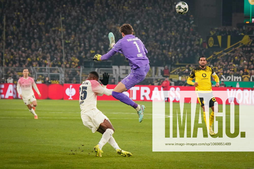 Germany Soccer DFB Cup 2025 26, Round of 16 Borussia Dortmund vs Bayer 04 Leverkusen Signal Iduna Park Dortmund Gregor Kobel Borussia Dortmund, 1 Christian Kofane Bayer Leverkusen, 35