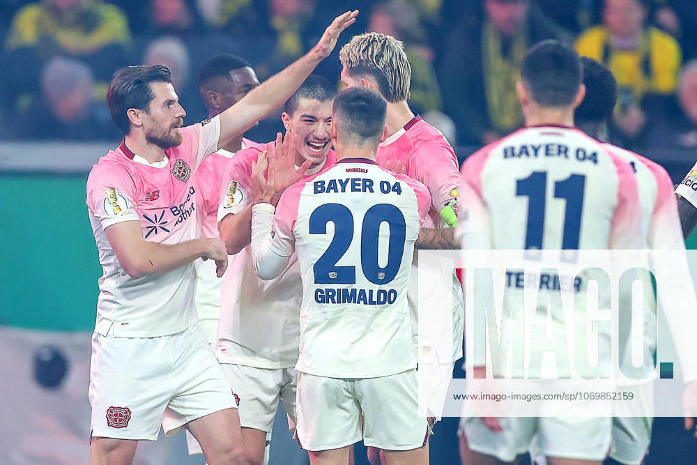 Football, DFB Cup, Borussia Dortmund Bayer 04 Leverkusen, Round of 16, Signal Iduna Park, Season 2025 2026 Goal celebration after the goal to 1 0 by scorer Ibrahim Maza Bayer04 30 together with the team DFB regulations prohibit any use of photographs as image sequences and or quasi video North Rhine-Westphalia Germany