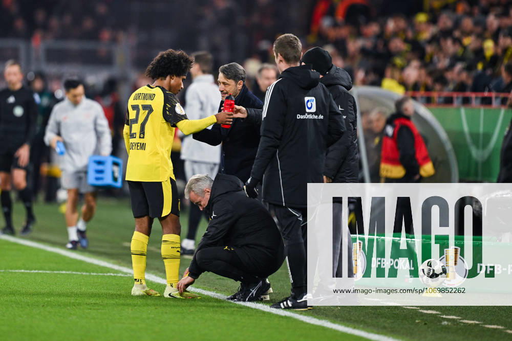 Football, DFB Cup, Round of 16, Borussia Dortmund Bayer Leverkusen, Karim Adeyemi Borussia Dortmund , Coach Niko Kovac Borussia Dortmund xRHR PHOTO TKx