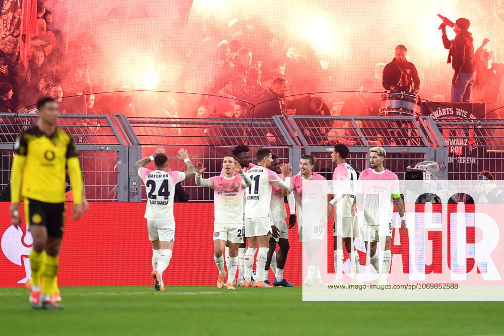 Ibrahim Maza Bayer 04 Leverkusen celebrates after scoring his teams first goal with teammates during the DFB Pokal match between Borussia Dortmund v Bayer 04 Leverkusen, Signal Iduna Park on December 02, 2025 in Dortmund, Germany, Germany Photo by Ralf Treese DeFodi Images Ibrahim Maza Bayer 04 Leverkusen celebrates after scoring his teams first goal with teammates during the DFB Pokal match between Borussia Dortmund v Bayer 04 Leverkusen at Signal Iduna Park on December 2, 2025 in Dortmund, Germany Photo by Ralf Treese DeFodi Images Photo by Ralf Treese DeFodi Images