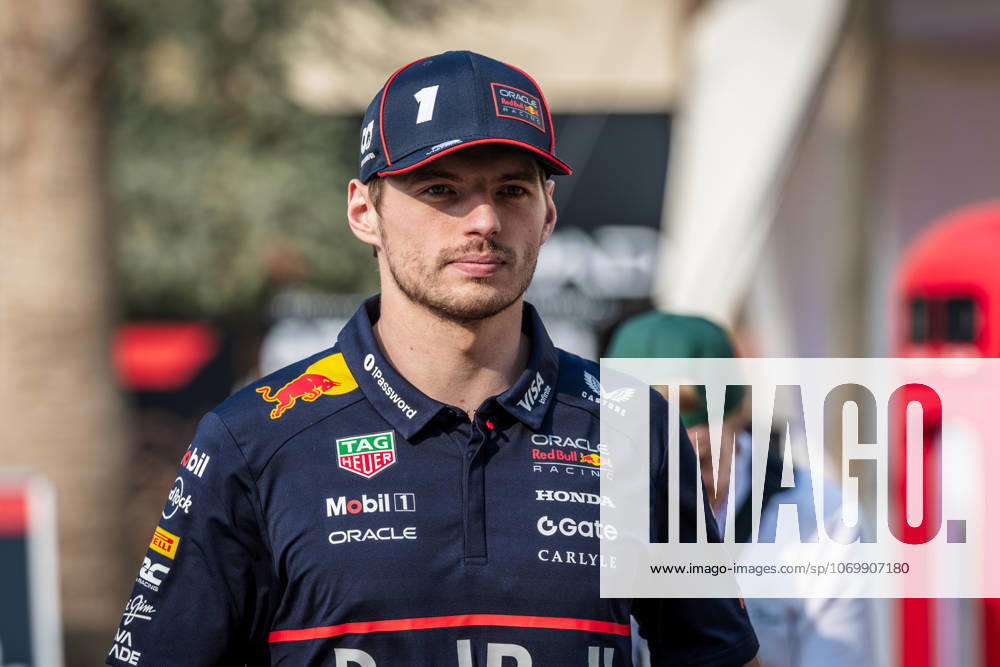 2025 Formula One Abu Dhabi Grand Prix Yas Marina Circuit, Abu Dhabi, United Arab Emirates 4.December.2025; Max Verstappen of the Netherlands and Oracle Red Bull Racing during Formula One Abu Dhabi Grand Prix (Photo by Jay Hirano) Abu Dhabi Yas Marina Circuit United Arab Emirates